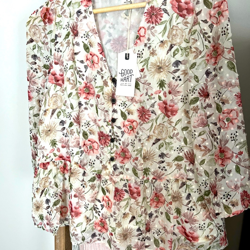 Good hart by Matilda Jane blouse NWT size medium